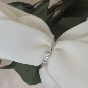 Mejuri Raw Sapphire Stacker in Silver